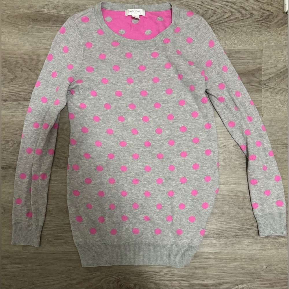 Motherhood Gray Sweater with Pink Dots 🤰🏽